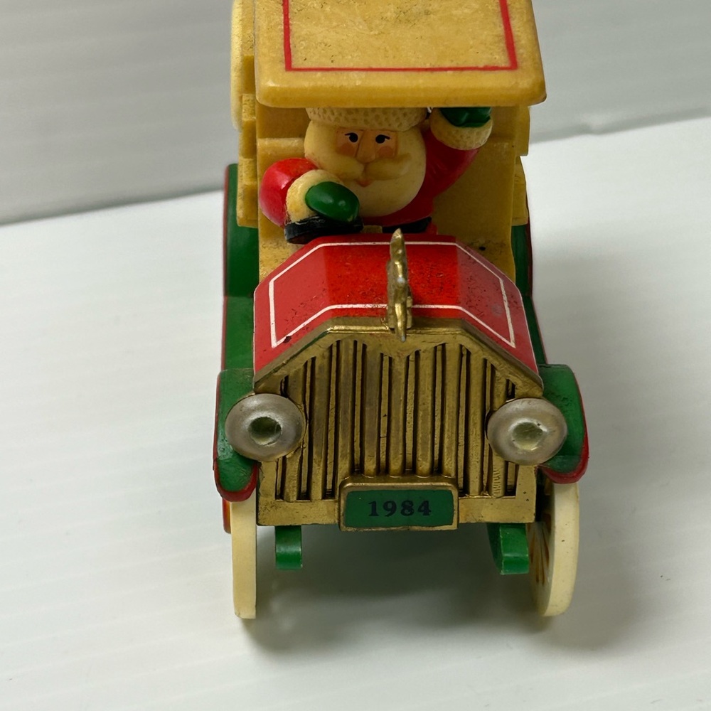 Hallmark Keepsake 1984 Santa's Delivery Truck Christmas Ornament - Picture 2 of 5